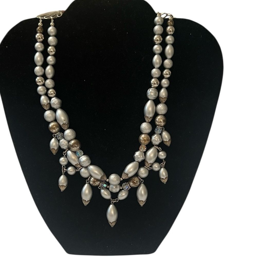 Vintage necklace with silver colored beads & crystals minimal signs of wear GVC